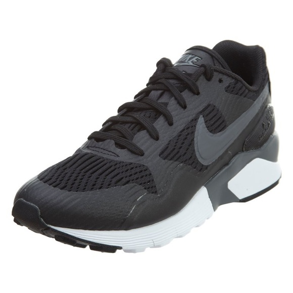 *Rare* Black Nike Air Pegasus Women’s Sneakers Size 6